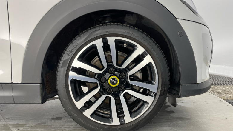 MINI Hatchback 135kW Cooper S Level 3 33kWh 3dr Auto Electric Hatchback